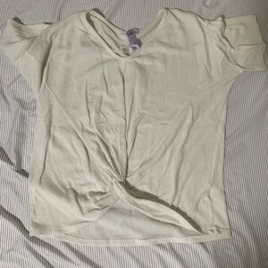 Alya Cream Short Sleeve Twist Tee